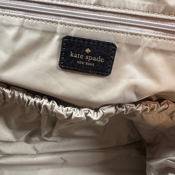 Kate Spade / Diaper Bag & Matching Wallet - Picture 15 of 16